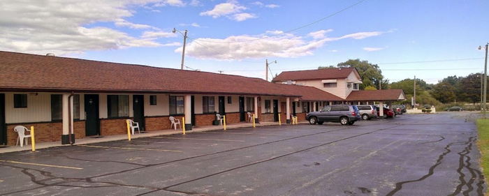 Delta Motel (Careys Motel) - Web Listing